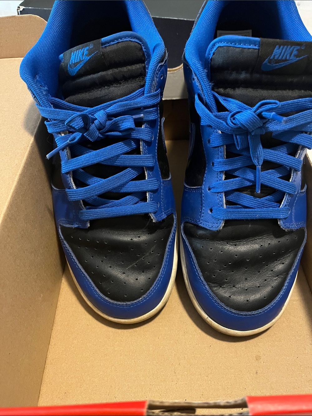 Nike men’s Low-Top Sneakers in Black and Royal Blue(box included)